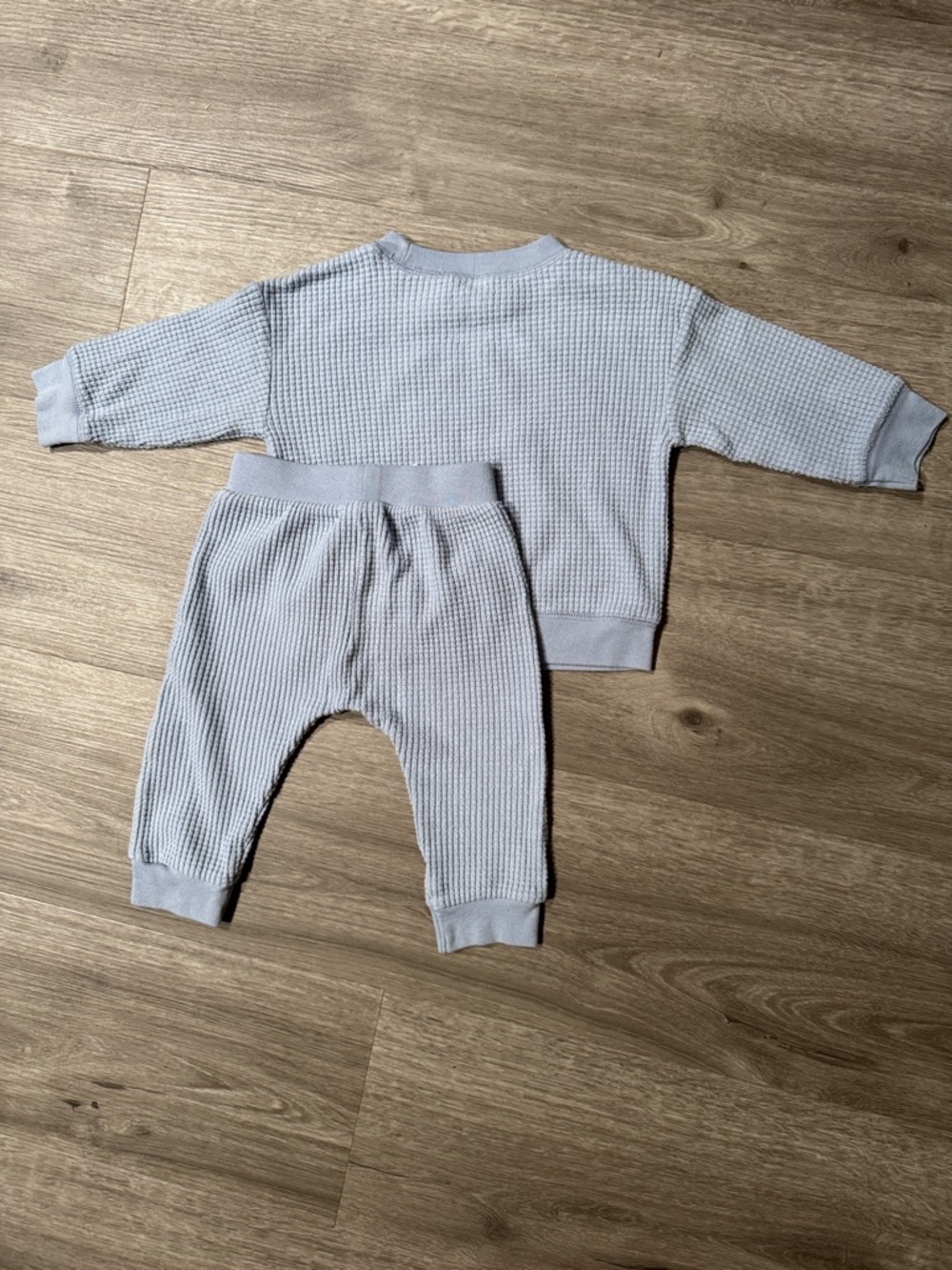 Carters Matching Set - Picture 2 of 5